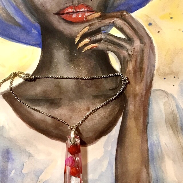 Linen pendant necklaces