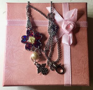 White daisy and holographic letters pendant necklace 