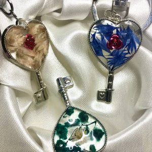 Floral keychains set Floral keychains set