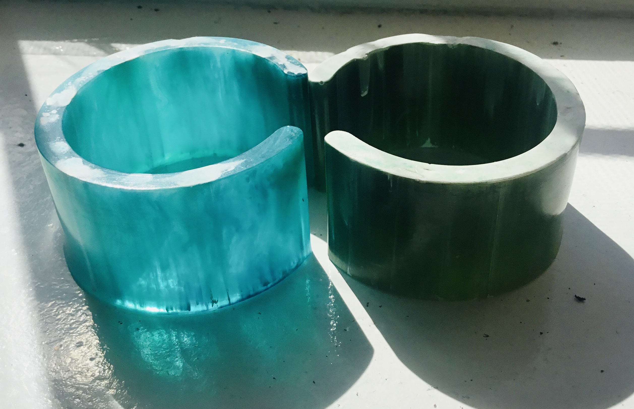 Set of 2 resin cuff bracelets,blue & green bracelets,watercolor effect resin bangles,unique handmade bracelets gifts for her, women jewelry.