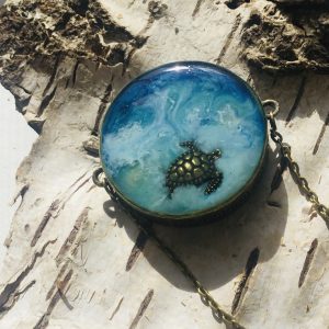 Tutle and the ocean necklace,women jewellery gifts