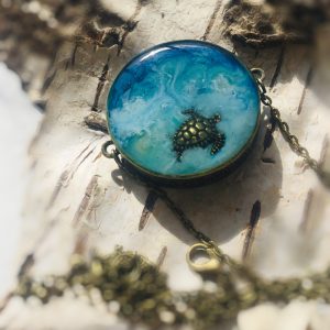 Tutle and the ocean necklace,women jewellery gifts