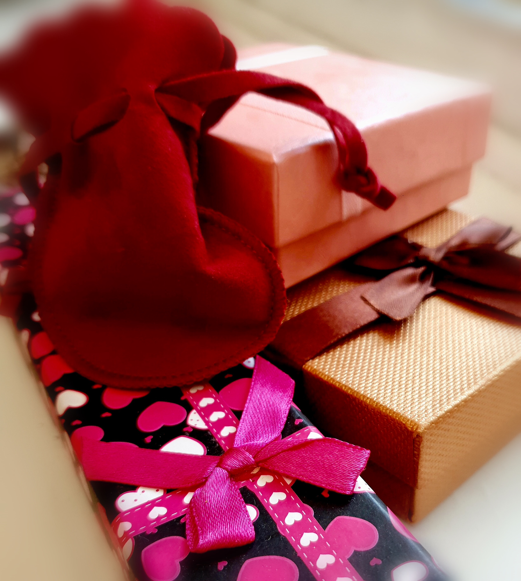 Jewellery gifts for her