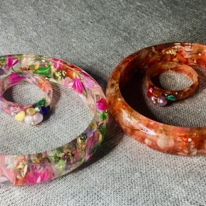 Set of 2 real flower bangles