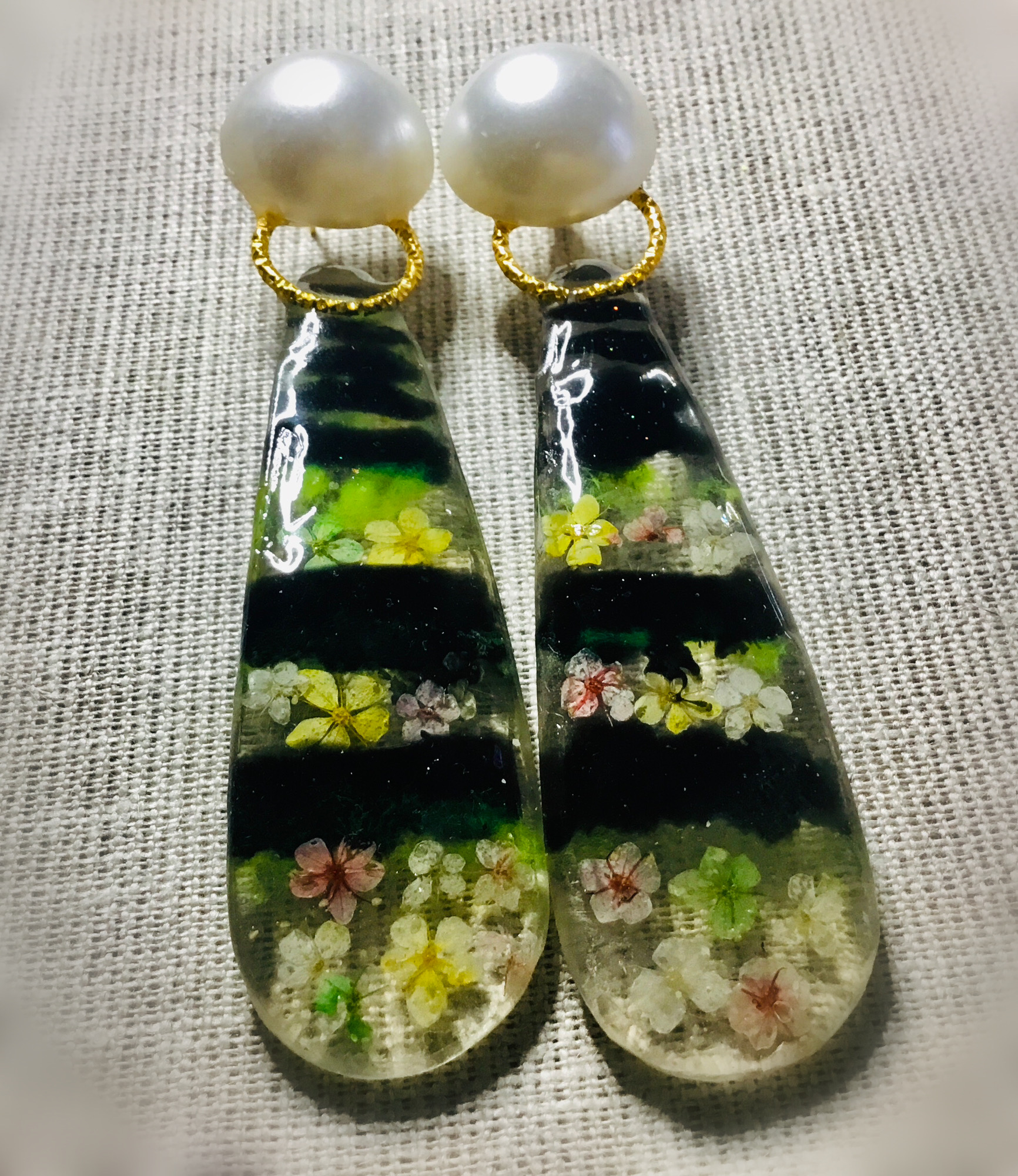 Bee earrings,handmade jewelry gifts
