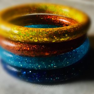 Set of 4 colourful glitter bangles