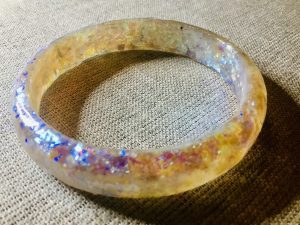 Set of 3 white and black resin bangles