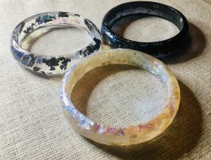 Set of 3 white and black resin bangles