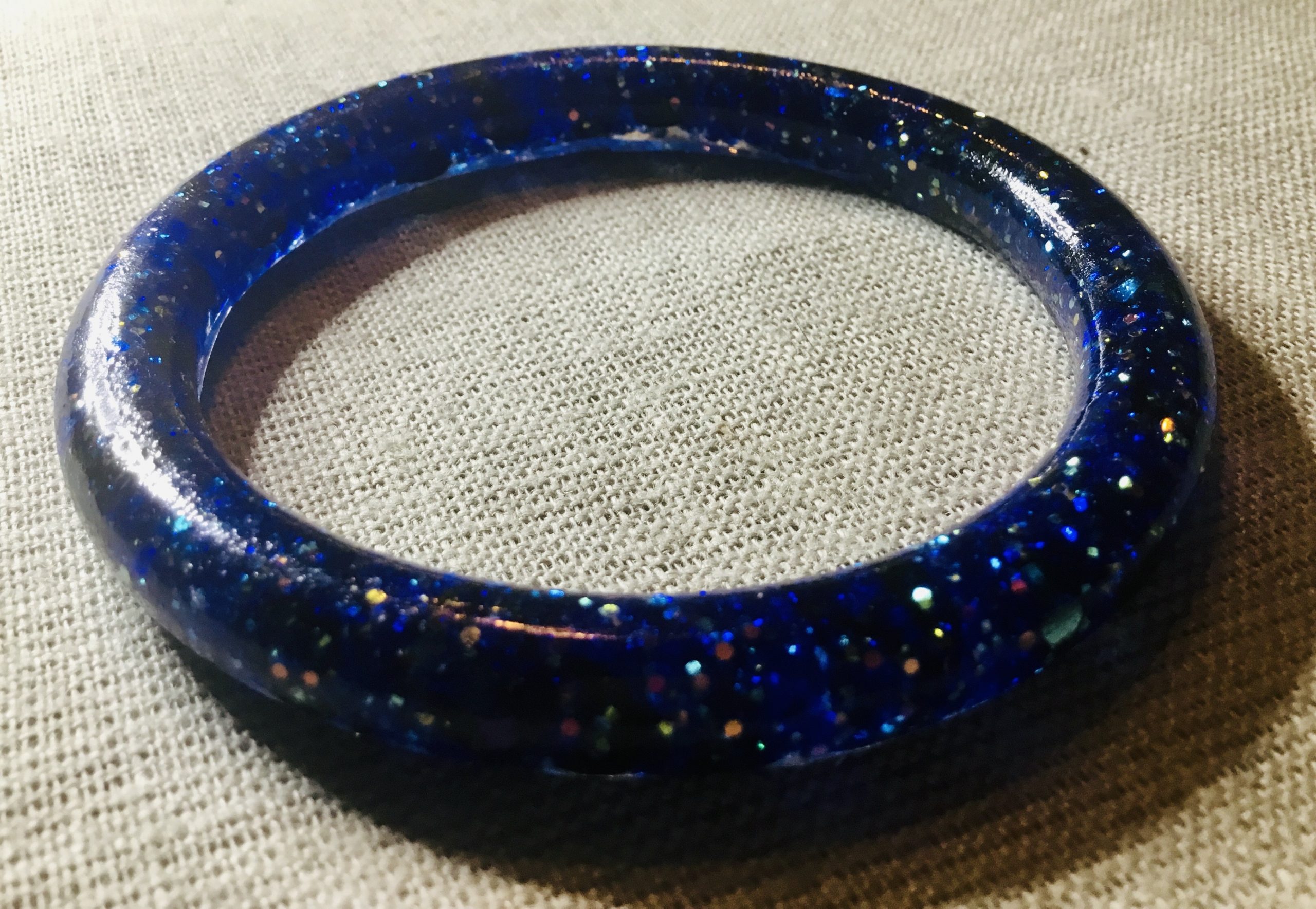 Set of 4 colourful glitter bangles