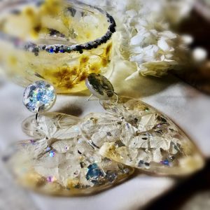 White hortensias jewelry set