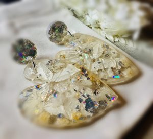 White hortensias jewelry set
