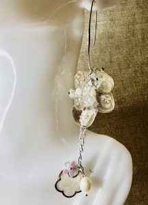 Transparent white jewelry set