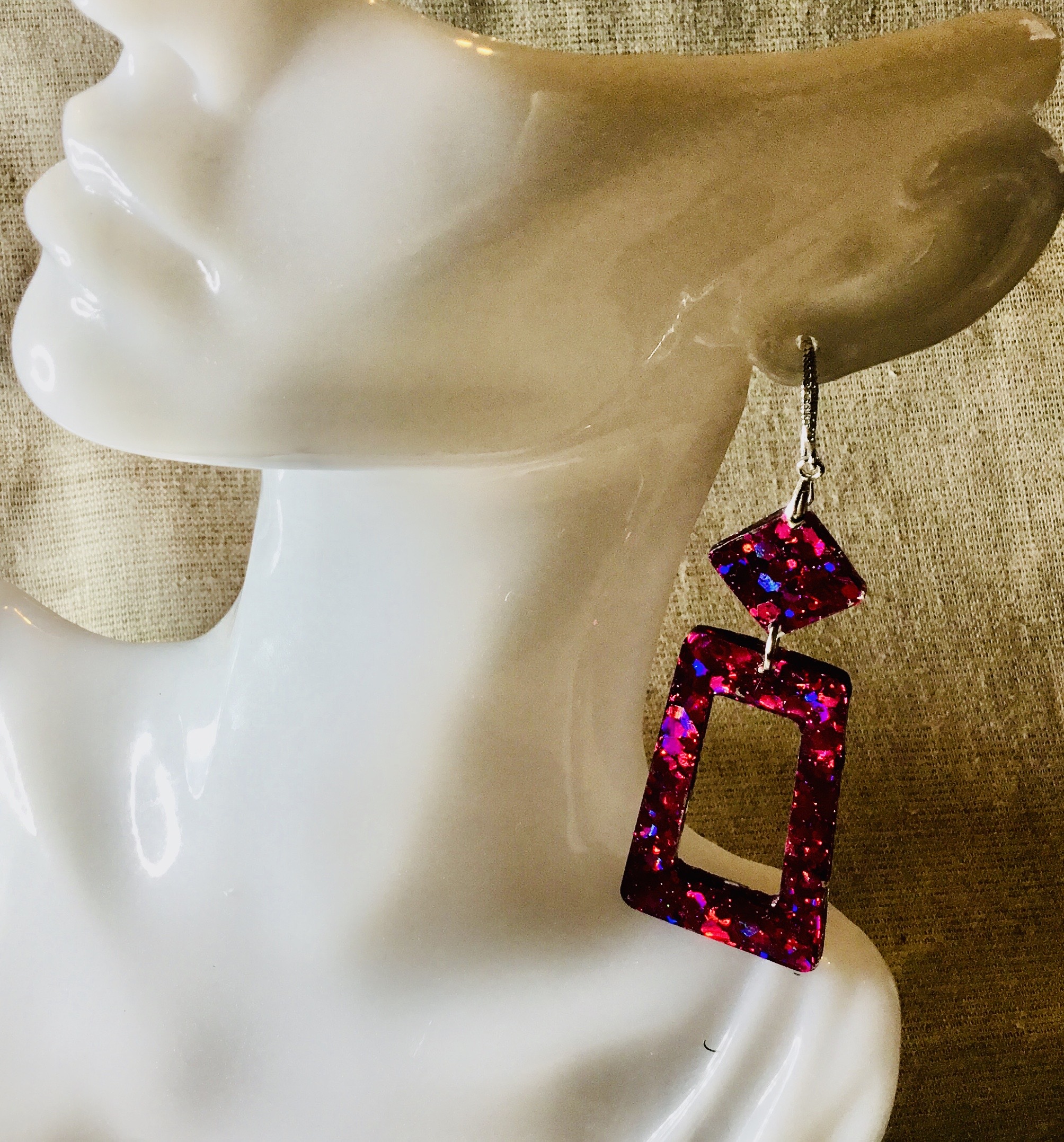 Bright pink glitter jewelry set