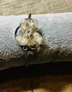 Transparent white jewelry set