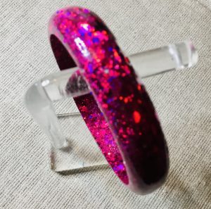 Bright pink glitter jewelry set