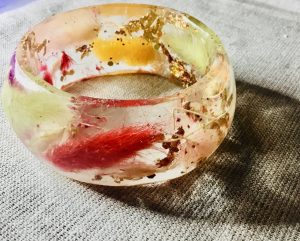 Colourful grass bangle