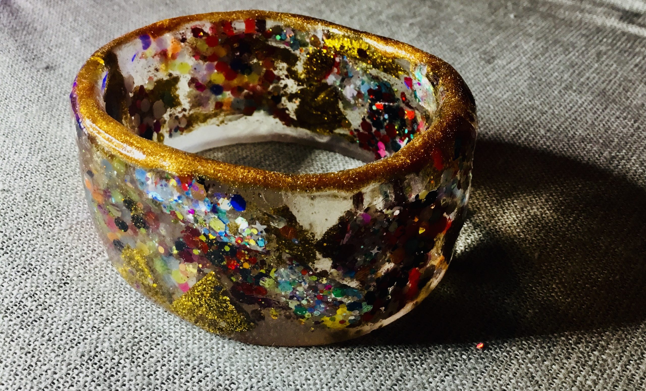 Colourful glitter resin bangle