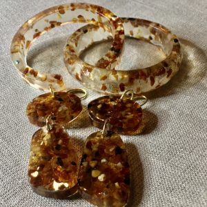 Amber bangles & long drop earrings jewellery set