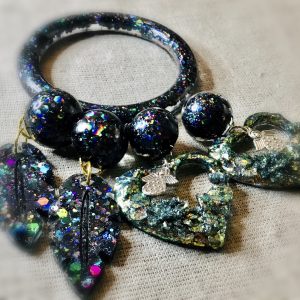 Black glitter bangle and earrings jewellery set