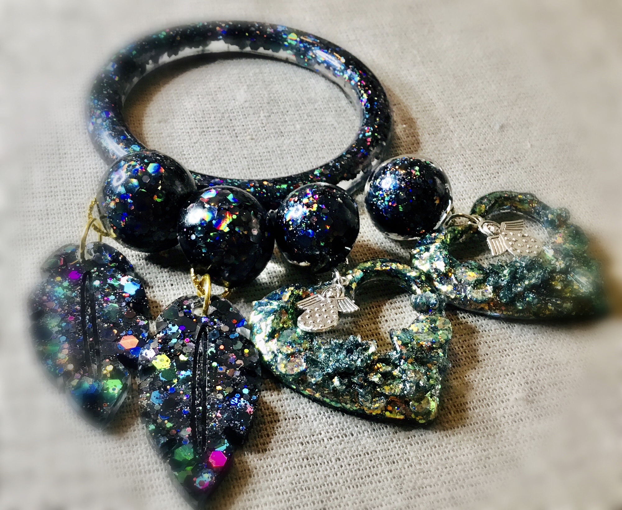 Black glitter bangle and earrings jewellery set