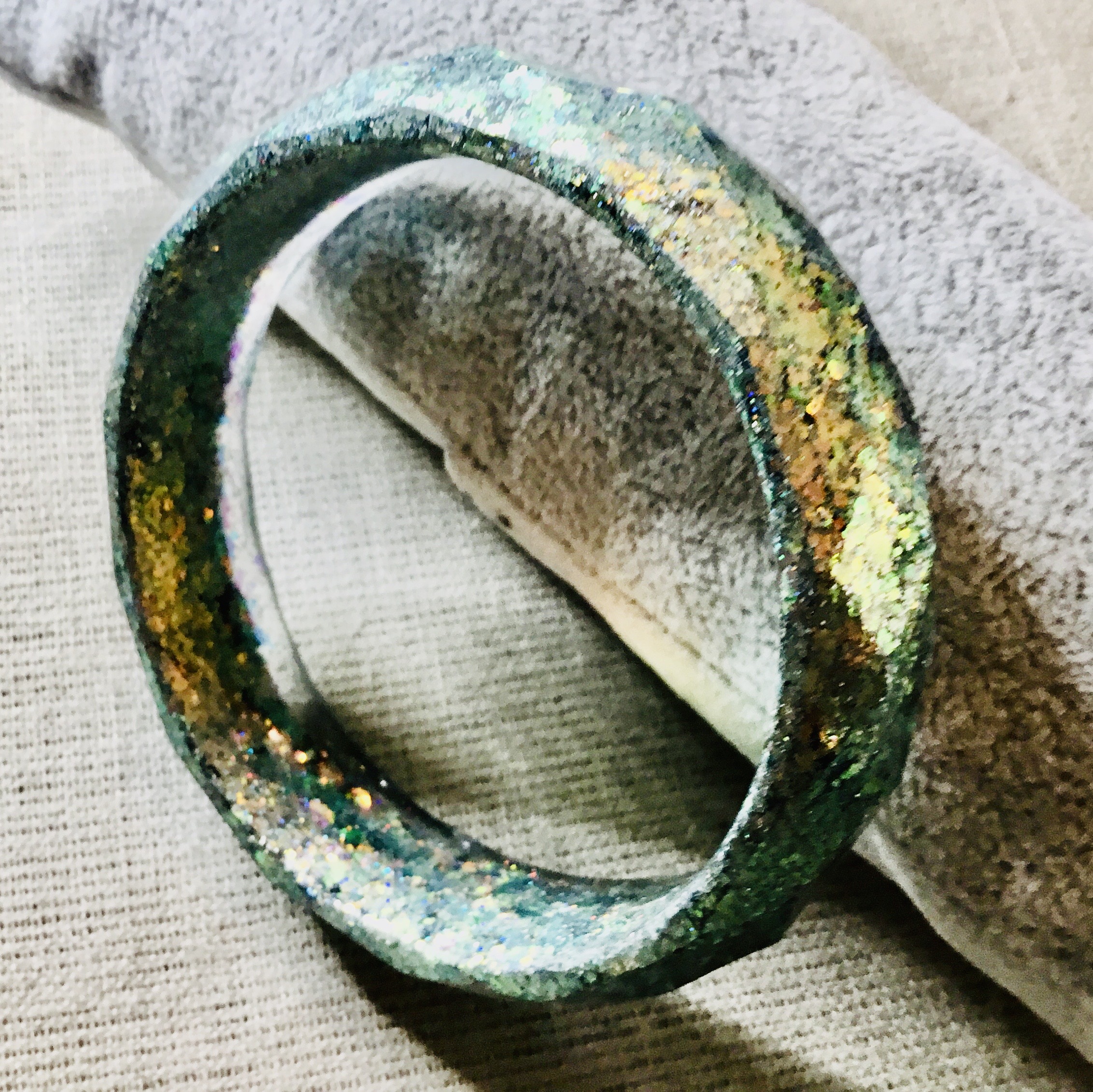 Customized green bangle & earrings set