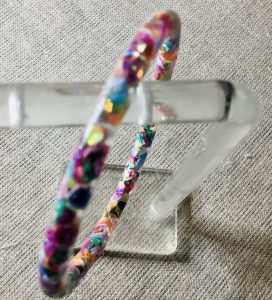 Colourful set of glitter bangle and earrings 