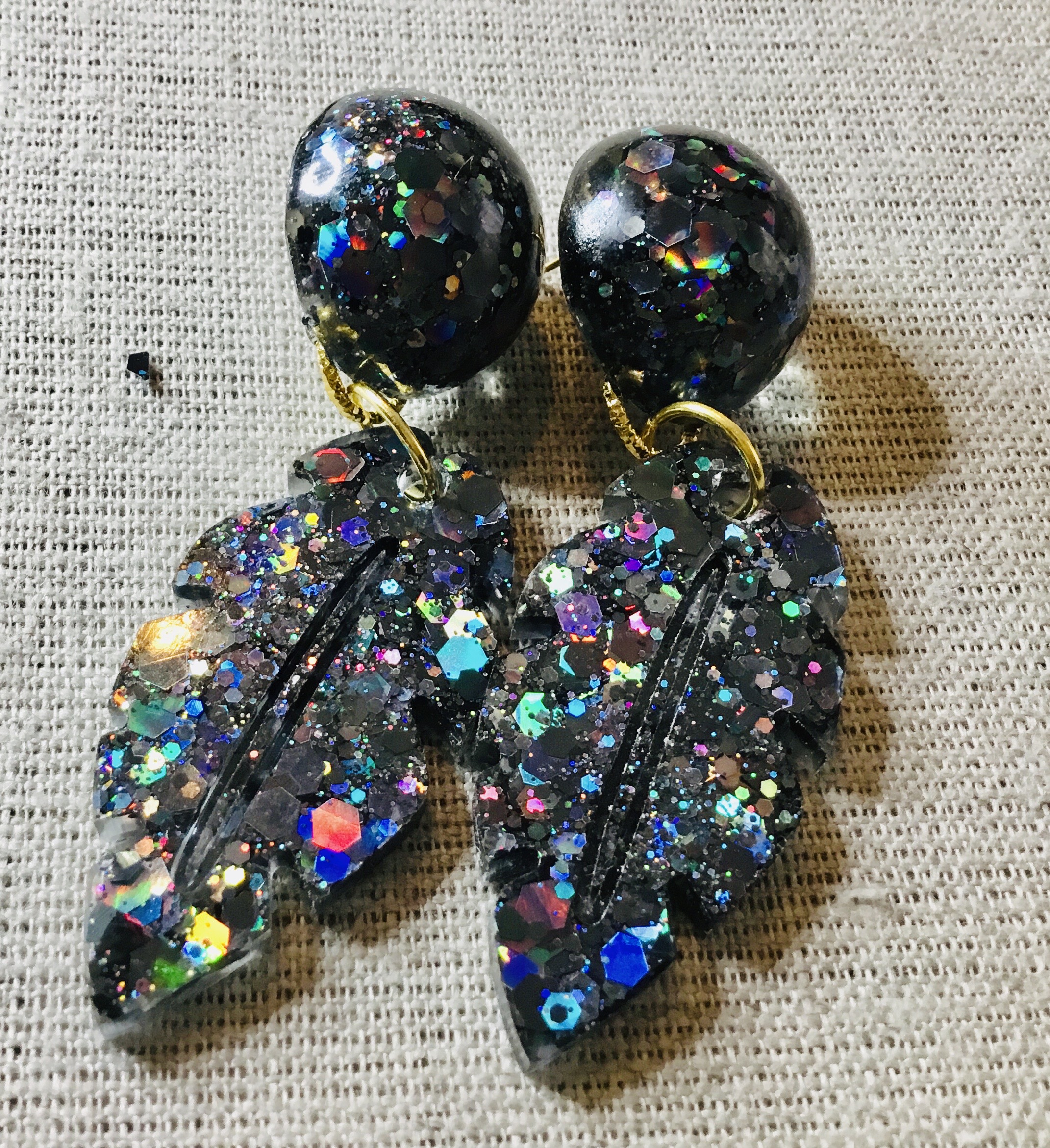 Black glitter bangle and earrings jewellery set