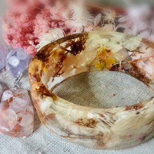 Pink Hortensias and Baby’s Breath Jewelry Set | Rust Moss Resin Bracelet and Earrings | Handmade Floral Jewelry for Her | Nature Gift