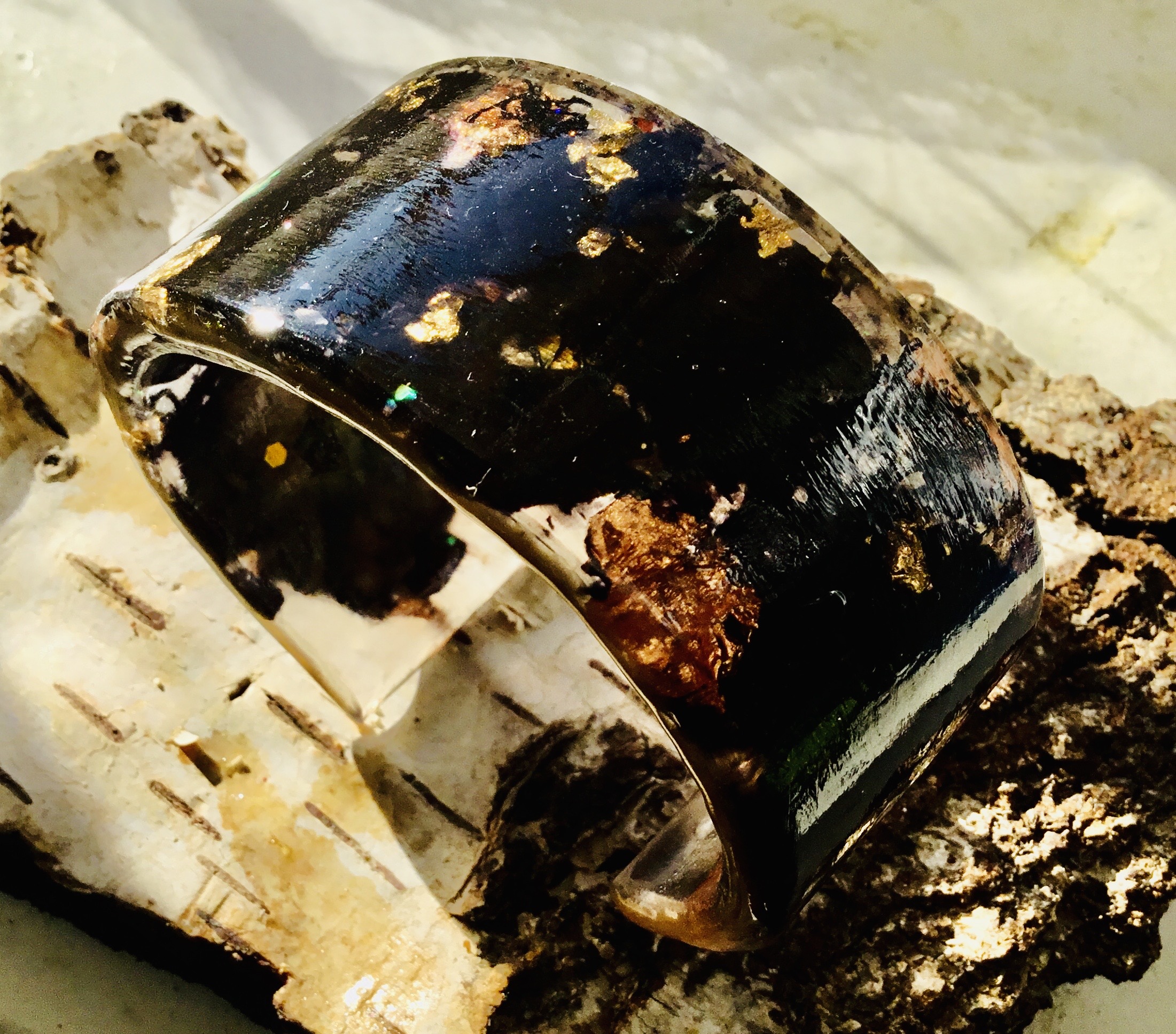 Midnight Elegance" β Black Roses & Gold Foil Resin Cuff Bracelet