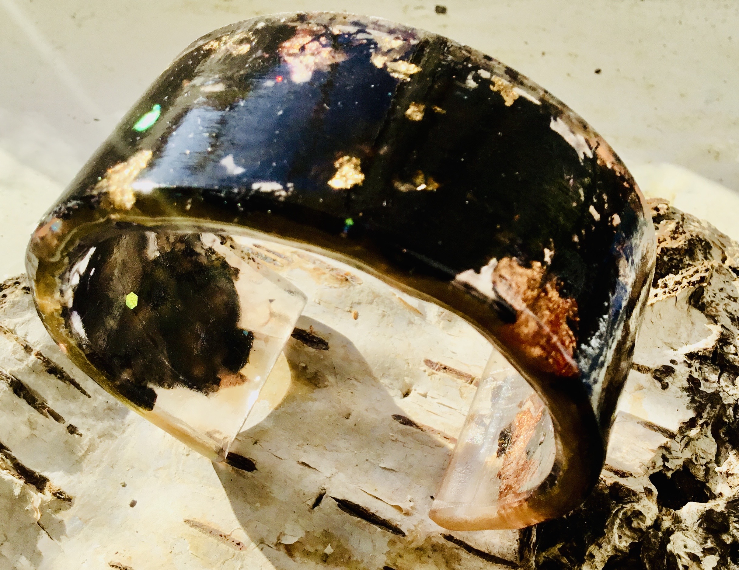 Midnight Elegance" β Black Roses & Gold Foil Resin Cuff Bracelet