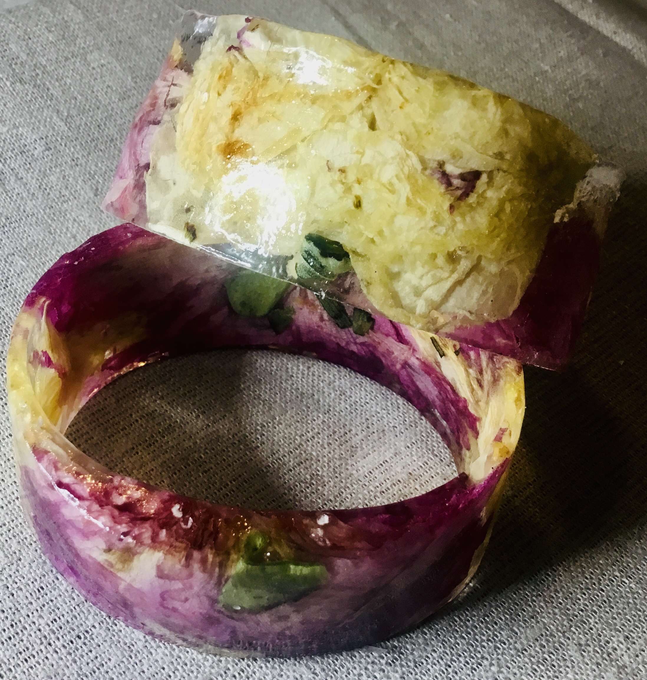 Red and White Peonies Resin Bangles – Handmade Floral Jewelry