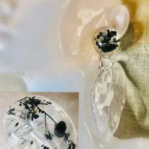 Set of Black Flowers and White Leaves Jewelry | Handmade Resin Bracelet and Earrings | Boho Romantic Vintage Jewelry | Unique Gift for Her | Ka-Gan Art